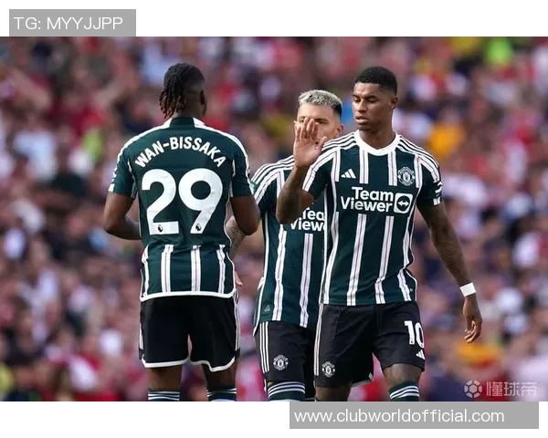 拉什福德：从青训新星到英超巨星的奋斗历程与荣耀时刻